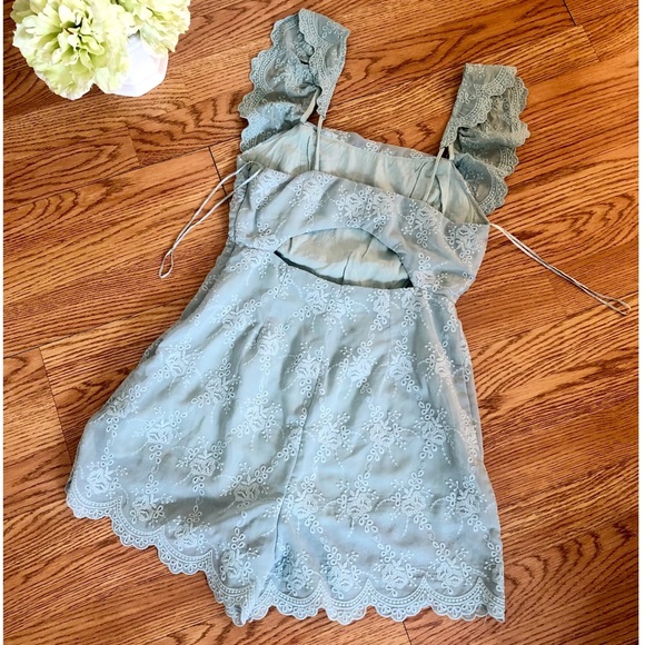 Seafoam Lace Romper - Picture 2 of 3